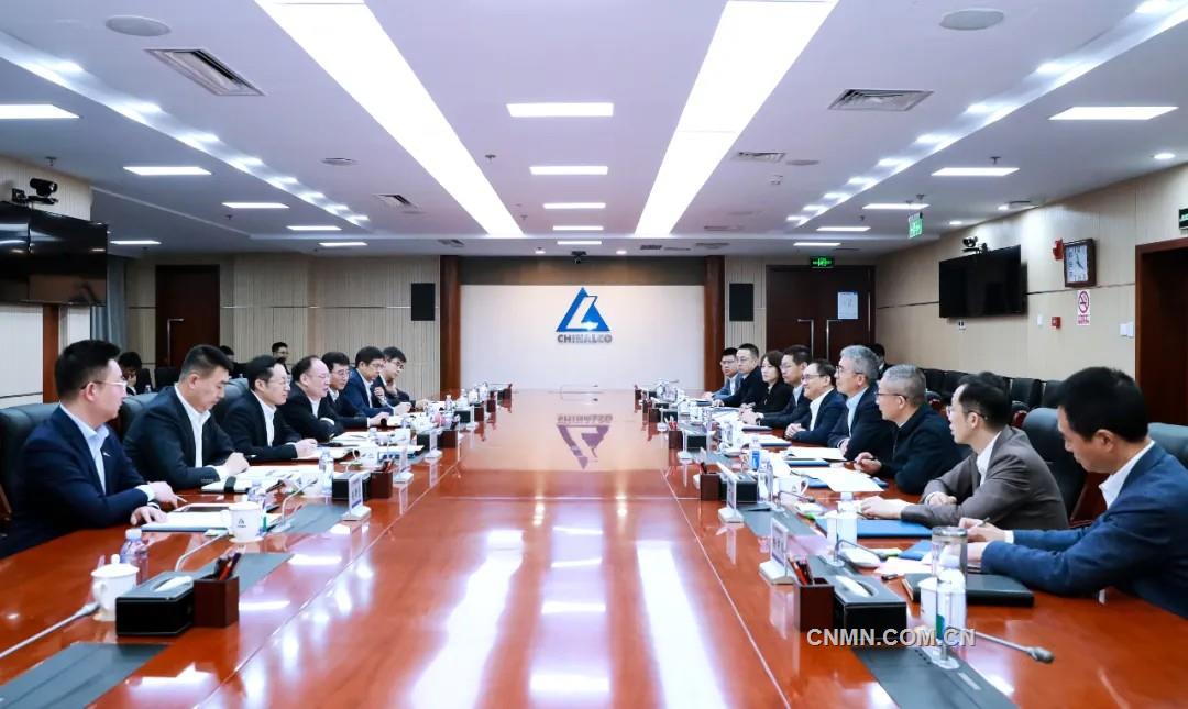 中铝集团和中国一汽签署战略合作协议