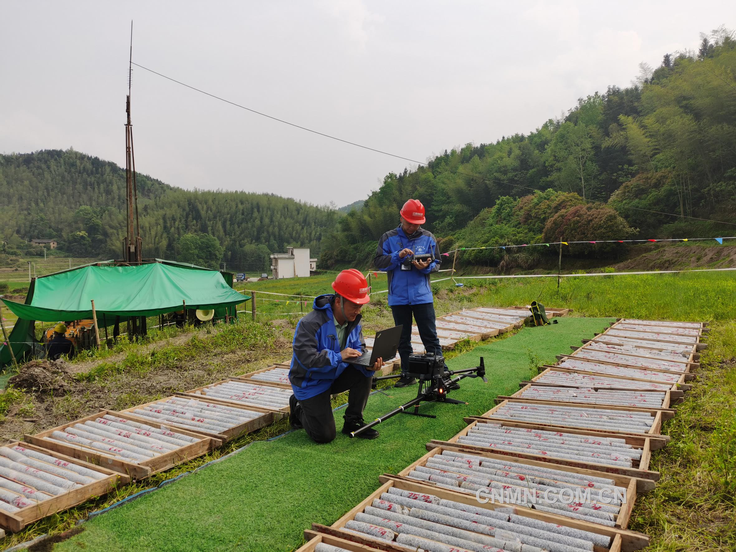 空、地、井一体 揭秘地下矿藏——江西省地质局物化探大队物探新技术服务新一轮找矿突破战略行动纪实